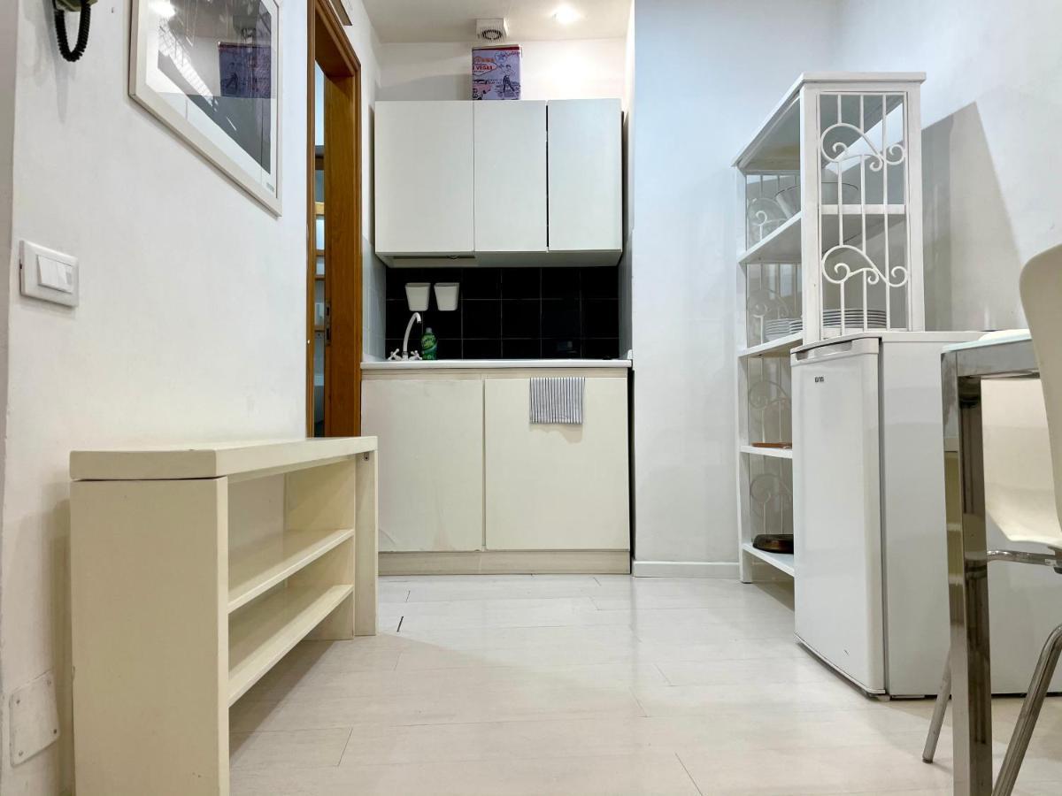 Colosseo 13 Boutique Apartamento Roma